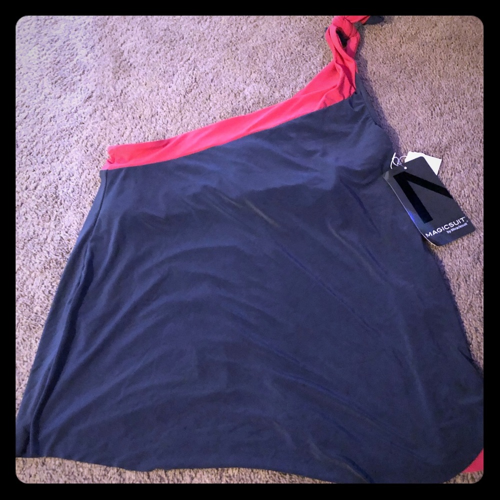 One shoulder tankini top